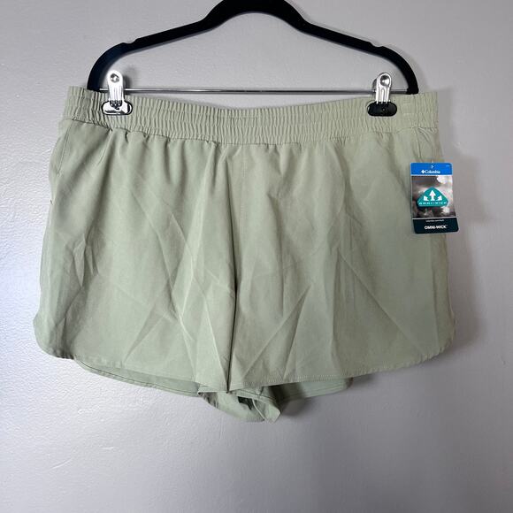 Columbia Women’s Hike/Running Shorts XL Short Green Active Fit Omni-Wick NWT $60 - Picture 1 of 6